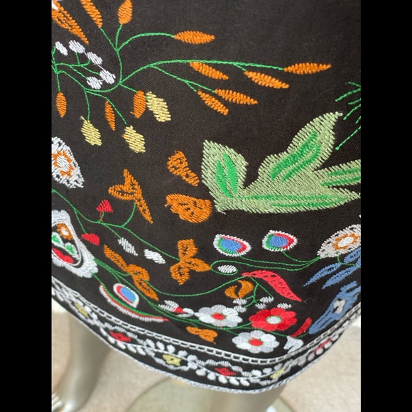 Boho Printed Mini Skirt With Colorful Embroidery - Picture 4 of 9